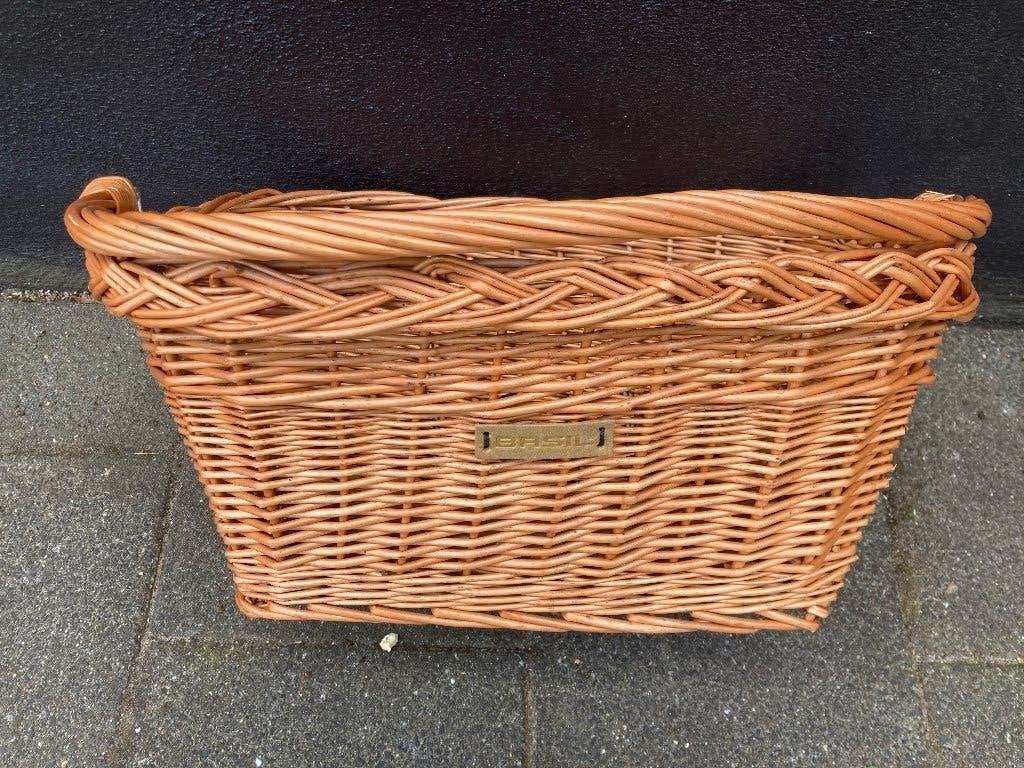 Rieten fietsmand Basil, Fietsen en Brommers, Ophalen, Stuurbevestiging, Basil, Nieuw