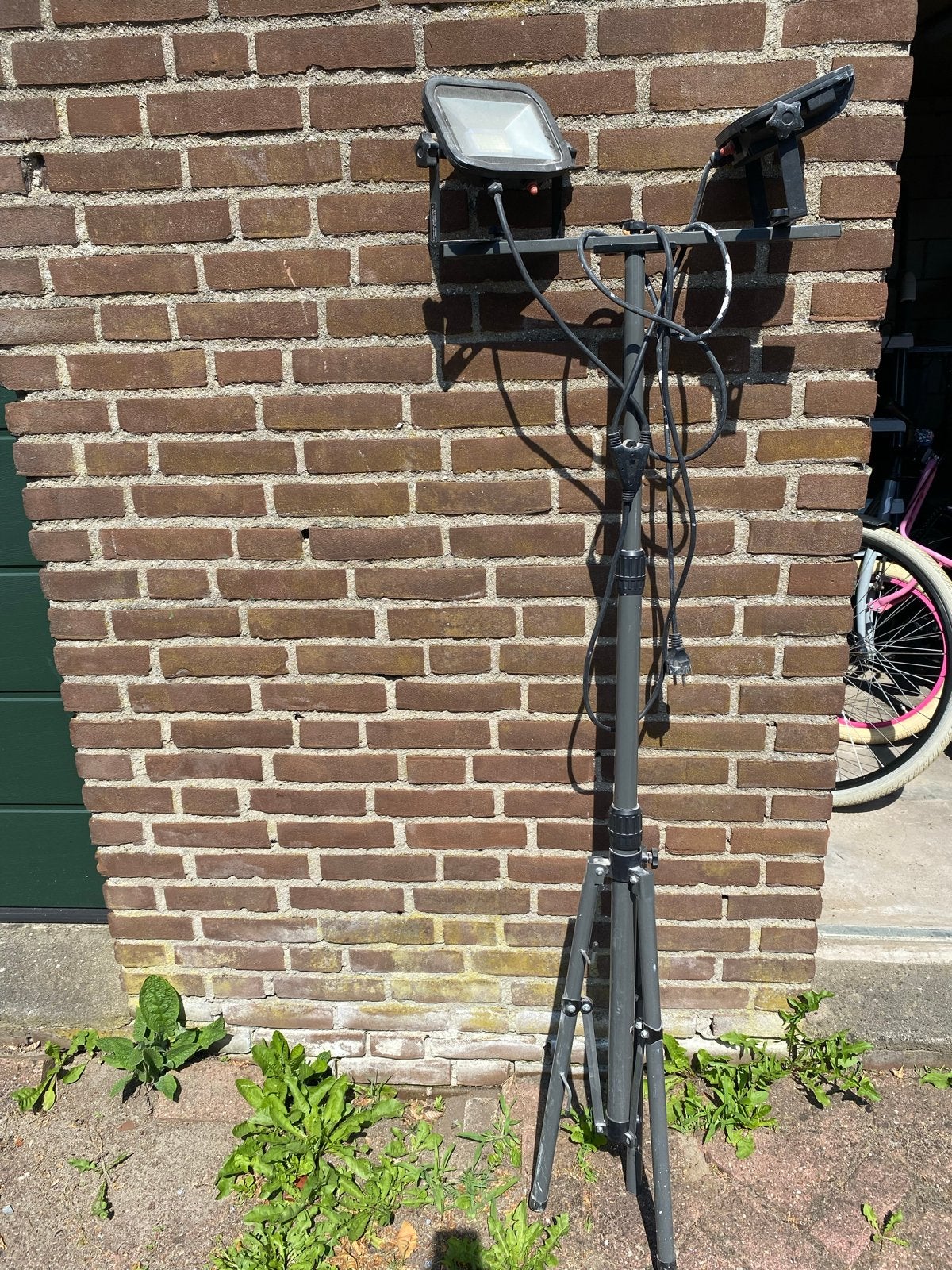 Bouwlamp op statief - Krachtige LED verlichting, Gebruikt, Met statief, Ophalen of Verzenden, Lamp met armatuur