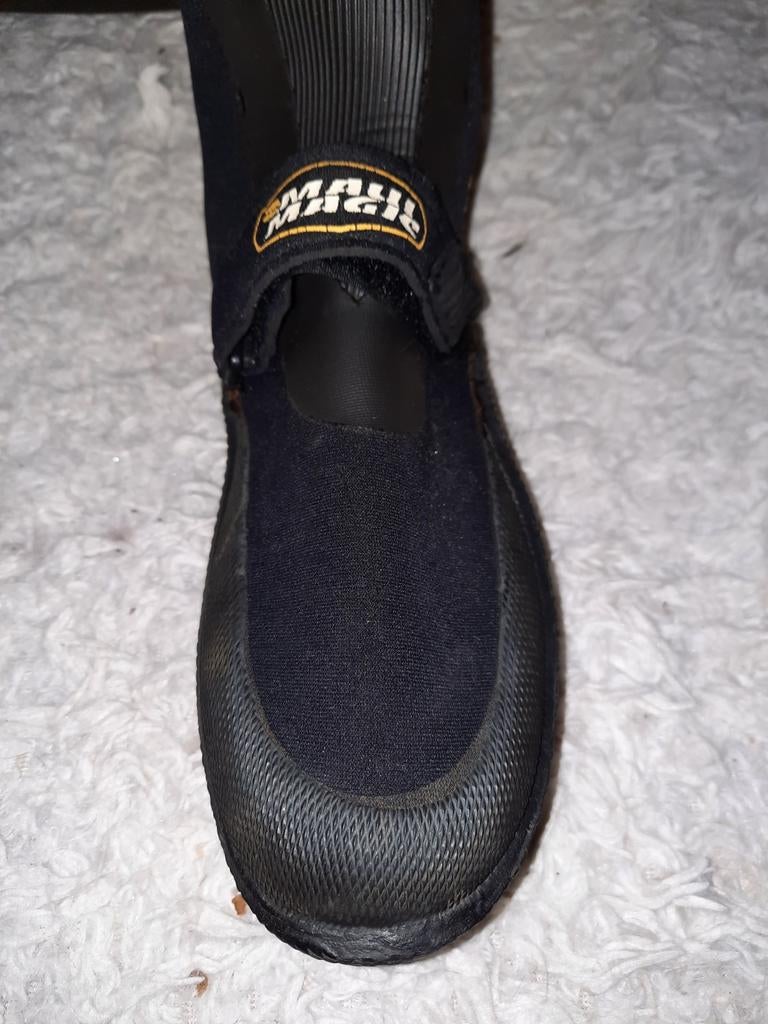 Surfschoenen maat 38/39 zwart/grijs z.g.a.n., Watersport en Boten, Ophalen of Verzenden