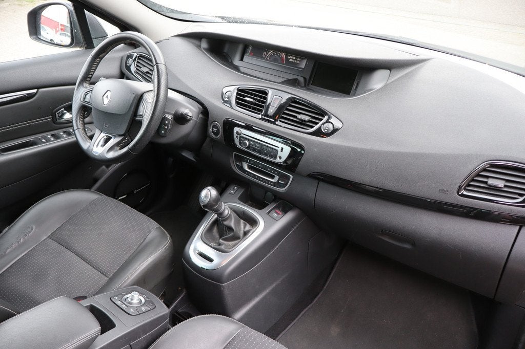 Renault Grand Scénic 1.2 TCe Bose MEENEEMPRIJS/HANDELSPRIJS, Auto's, Renault, Voorwielaandrijving, Euro 5, Stof, Gebruikt