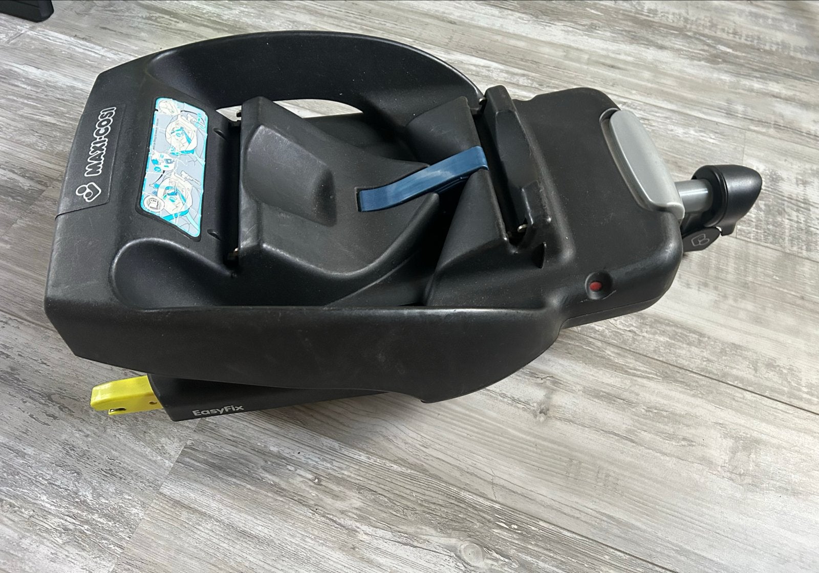 Maxi-Cosi EasyFix Isofix base - 0-13 kg, Autogordel of Isofix, Gebruikt, Ophalen of Verzenden, 0 t/m 13 kg