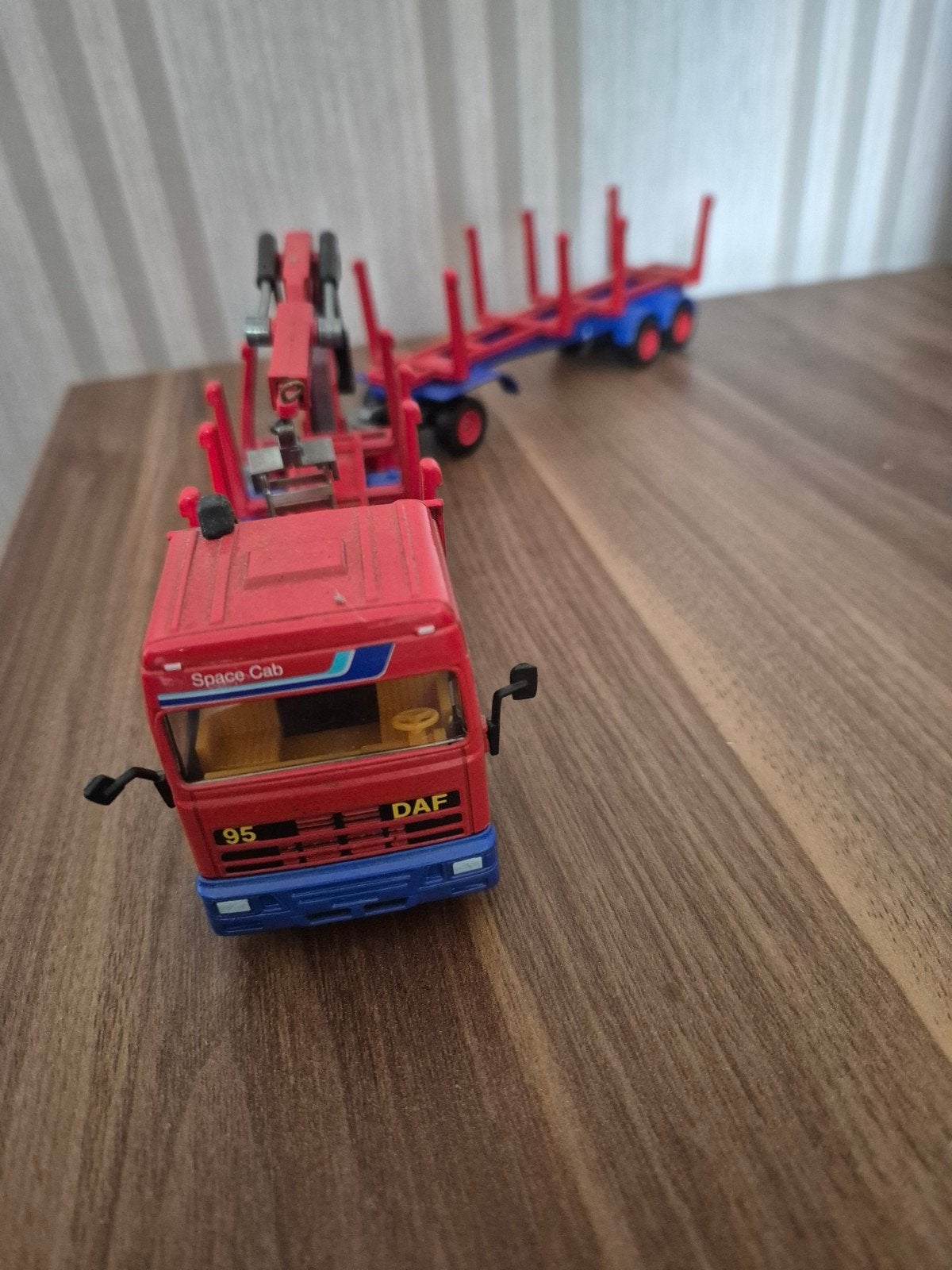 SIKU DAF Space Cab 95 vrachtwagen met oplegger, Ophalen, Gebruikt