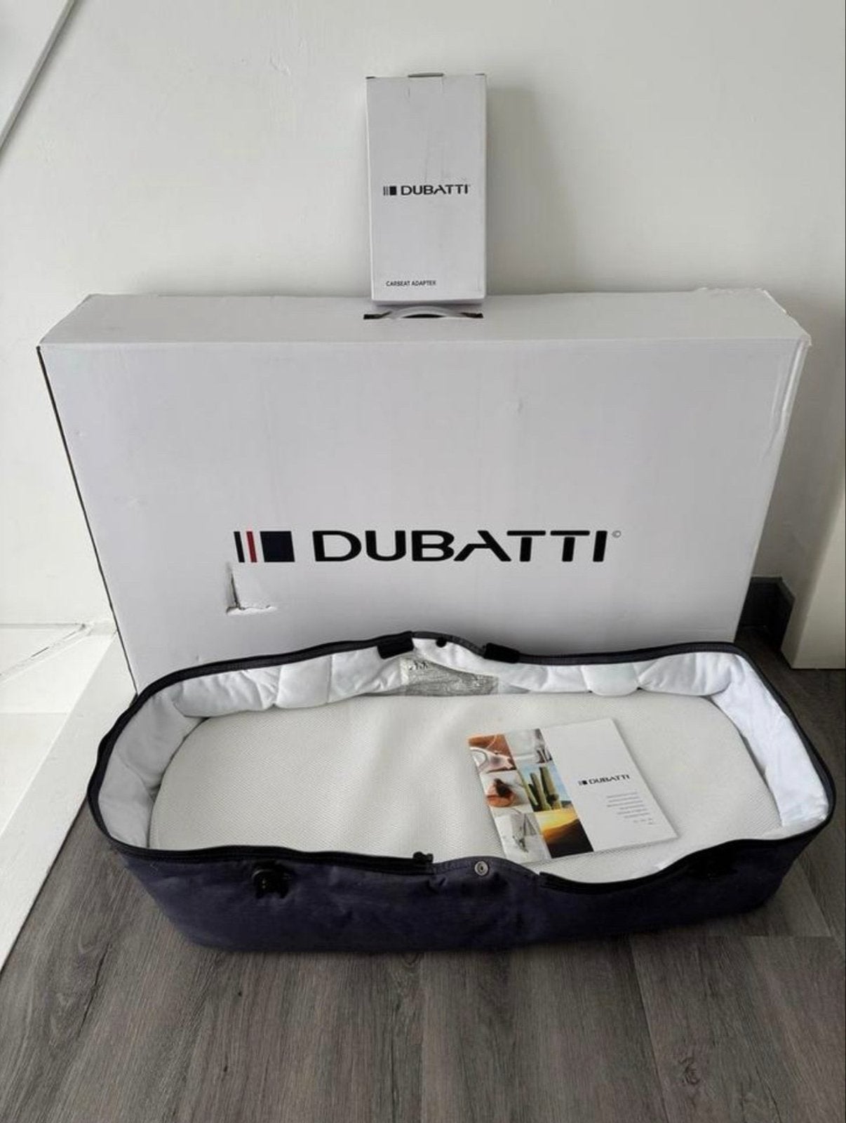 Dubatti One kinderwagen met reiswieg en adapters, Zo goed als nieuw, Combiwagen, Met autostoeltje, Ophalen