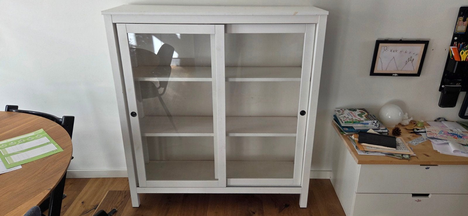 IKEA HEMNES Kast met glazen schuifdeuren, Huis en Inrichting, Met deur(en), 100 tot 150 cm, 100 tot 150 cm, Ophalen of Verzenden
