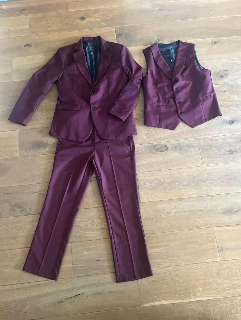 Bordeaux rood 3-delig pak / kostuum maat S nieuw, Kleding | Heren, Kostuums en Colberts, Ophalen of Verzenden, Nieuw, Rood