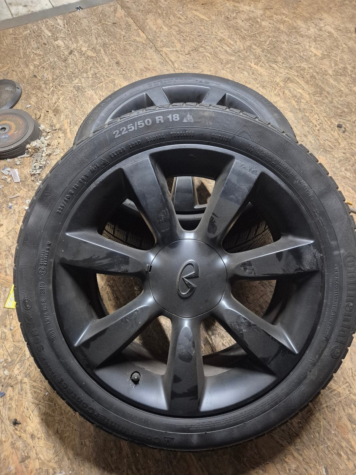 Infiniti Velgen 225/50 R18, Ophalen, 18 inch, Gebruikt, Banden en Velgen
