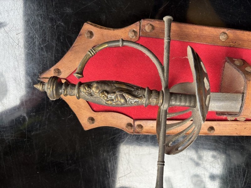 Degen met koperen handvat, Ophalen of Verzenden, Overige soorten, Overige gebieden, Zwaard of Sabel