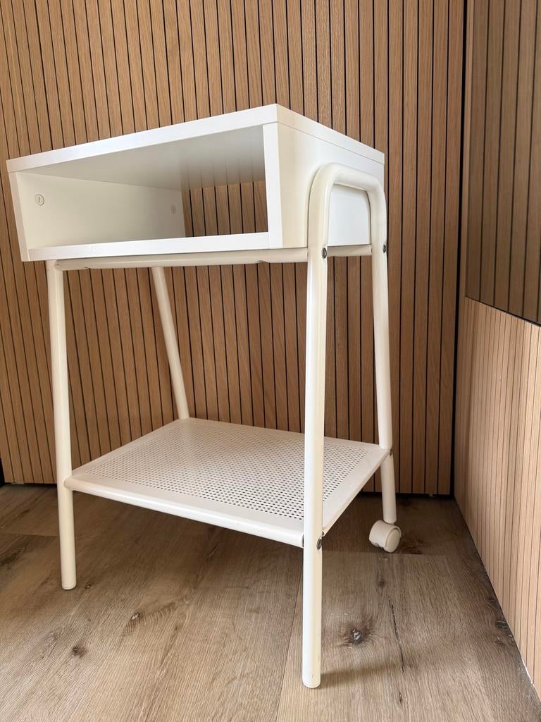 IKEA SETSKOG tafeltje met 2 wieltjes - wit, Ophalen, Minder dan 55 cm, Metaal of Aluminium, Zo goed als nieuw