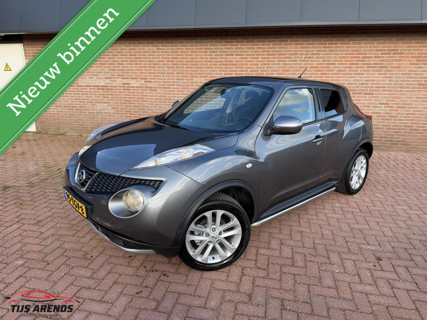 Nissan Juke 1.6 Acenta|NWE APK|CRUISE|CAMERA|TREKHAAK AFNEEM, Auto's, Euro 5, 4 cilinders, Alcantara, 49 €/maand