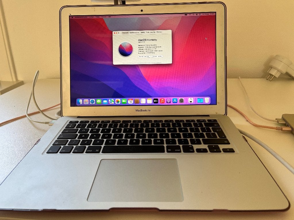 Apple Macbook Air Early 2015, Computers en Software, Apple Macbooks, Gebruikt, Qwerty, 13 inch, Minder dan 2 Ghz