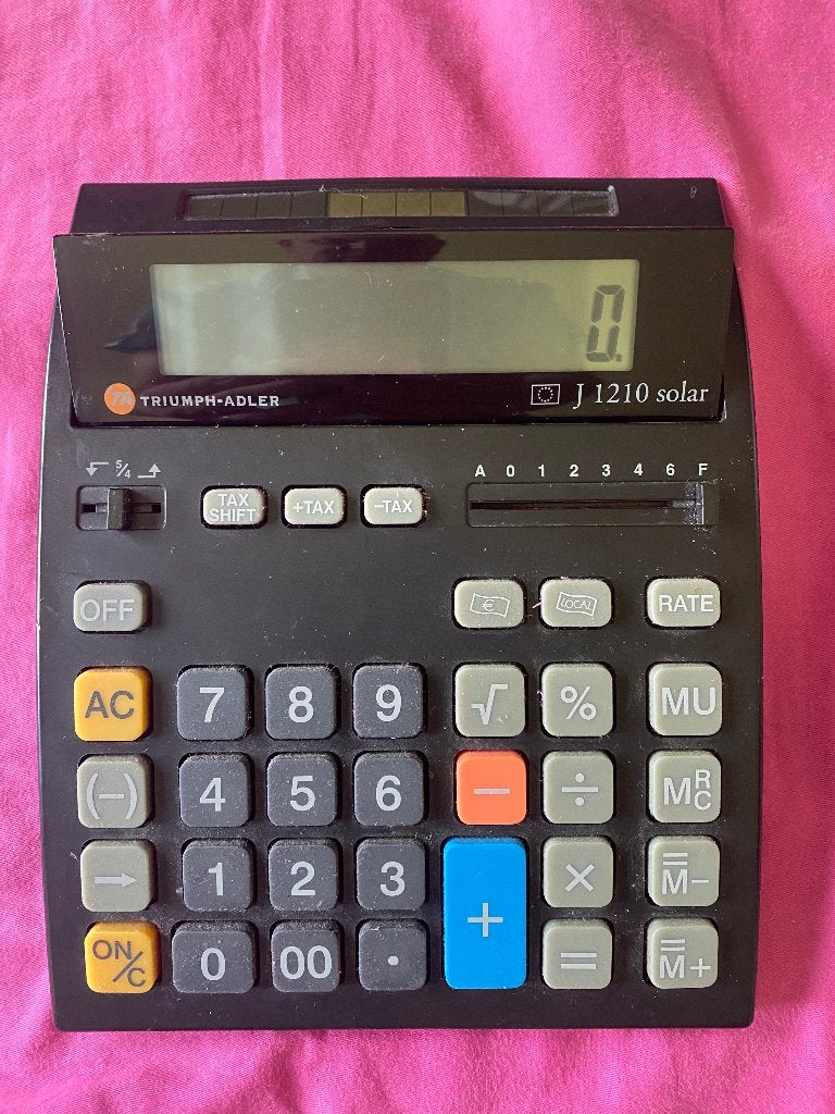kantoorrekenmachine TRIUMPH-ADLER J 1210 Solar, Ophalen of Verzenden, Zo goed als nieuw