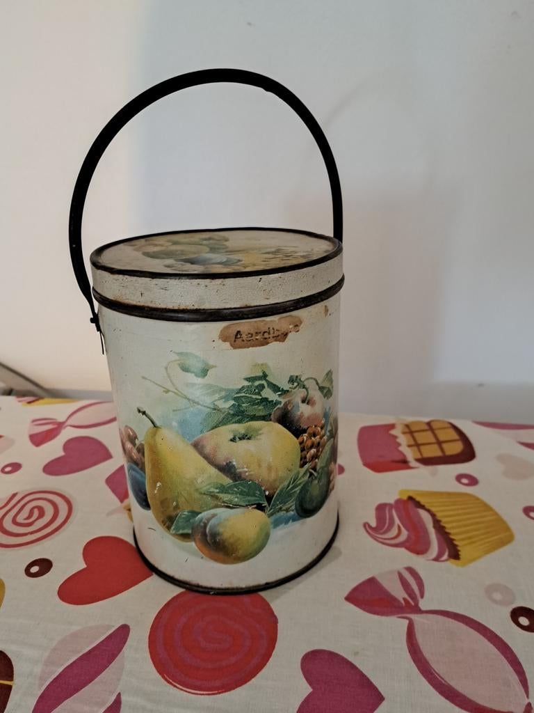 Vintage blikken trommel met fruitdecoratie en handvat, Verzamelen, Blikken, Ophalen of Verzenden, Gebruikt, Overige