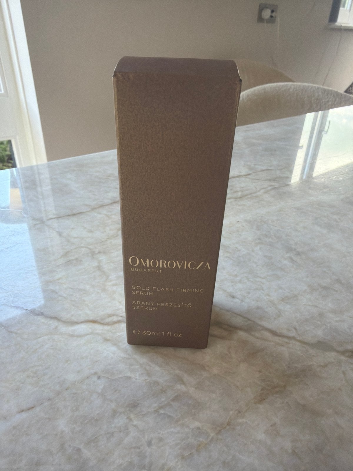 Omorovicza Gold Flash Firming Serum - Nieuw, Ophalen of Verzenden, Nieuw, Gehele gezicht, Verzorging