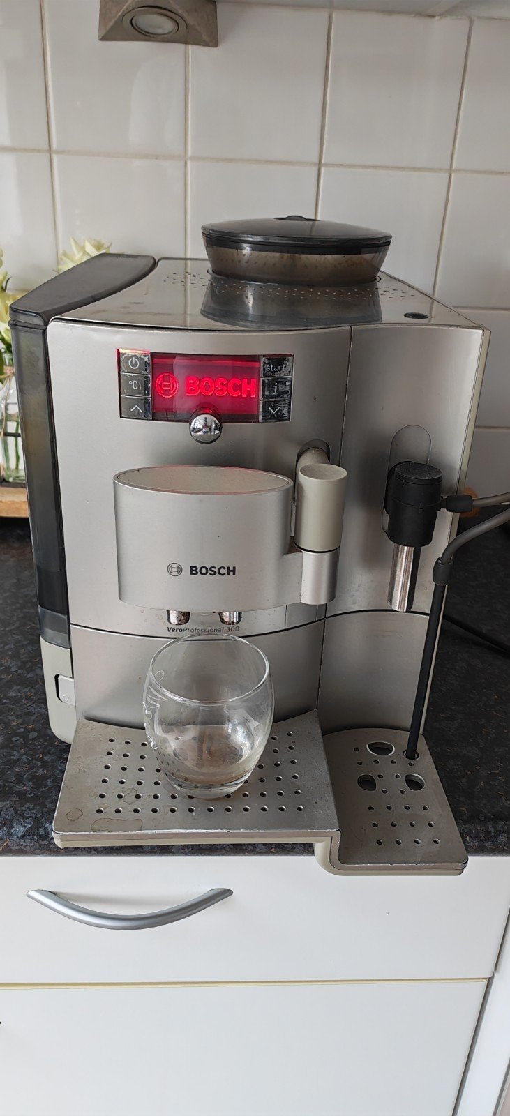 Bosch VeroProfessional 300 Koffiemachine, Ophalen, Gebruikt, Koffiemachine, Koffiebonen