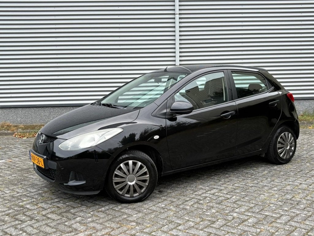 Mazda 2 1.3 XS Airco ijskoud Carplay Bluetooth Elektr Ramen, Auto's, Voorwielaandrijving, Gebruikt, Zwart, 4 cilinders
