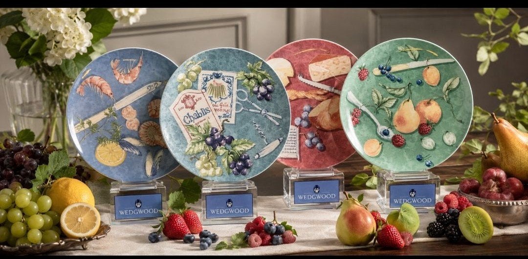 Wedgwood Queensware 9 borden fruit wine cheese en seafood, Huis en Inrichting, Keuken | Servies, Nieuw, Ophalen of Verzenden, Bord(en)