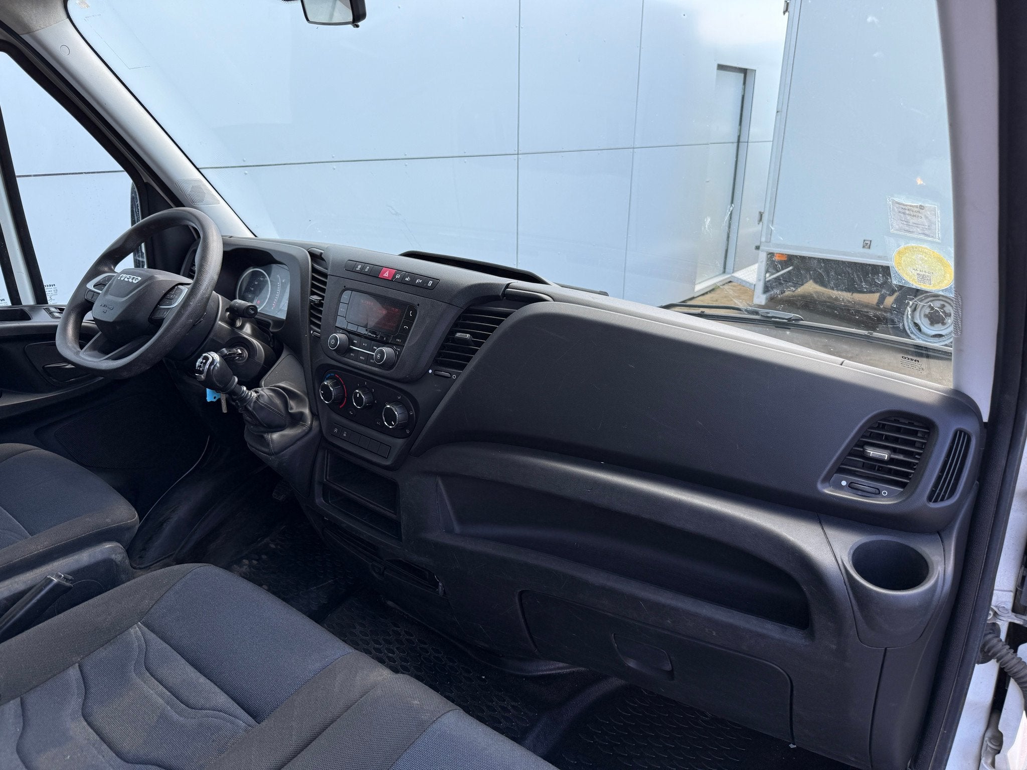 Iveco Daily 35C14 2.3 Kipper Dubbellucht 3,5t Airco Cruise C, 2571 kg, Achterwielaandrijving, Gebruikt, Euro 6