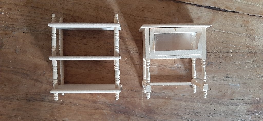 poppenhuis inrichting kasten miniatuur wandrek  hout (002), Ophalen of Verzenden, Zo goed als nieuw, Poppenhuis