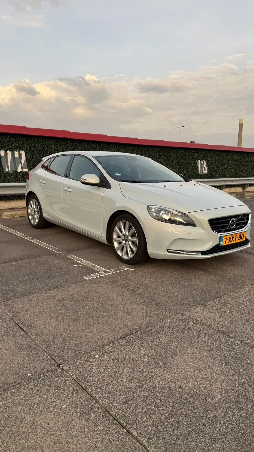 Volvo V40 1.6 D2 Kinetic Business *NIEUWE APK*, Auto's, Particulier, Te koop