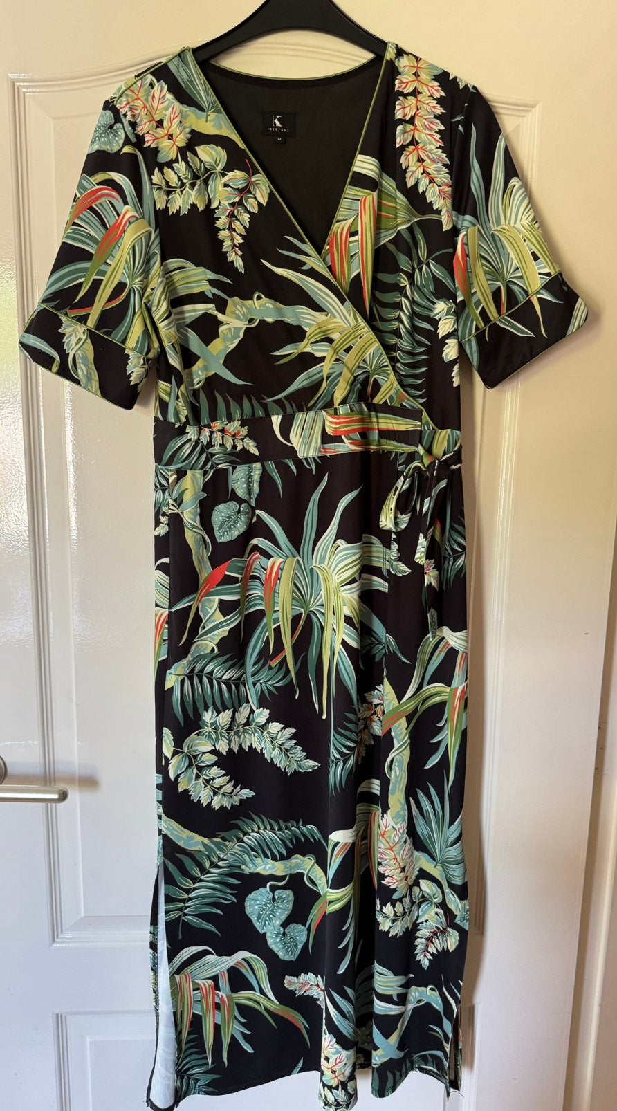 Jurk K design, maat M, Kleding | Dames, Overige kleuren, Zo goed als nieuw, Onder de knie, Ophalen
