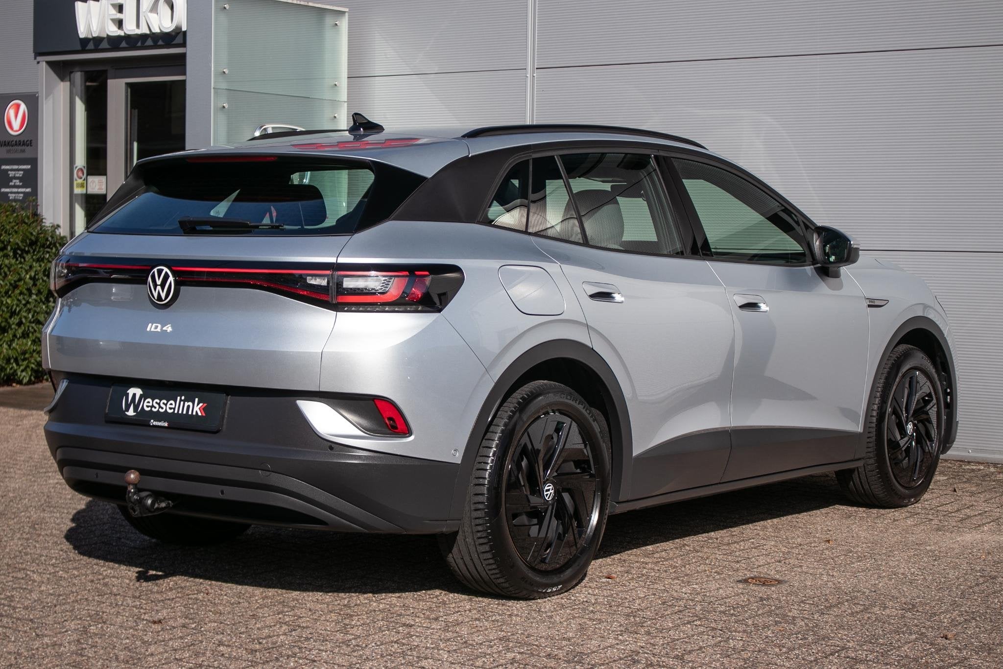 Volkswagen ID.4 Pro Perform. 77 kWh 150 kW Pro mit Navi - SO, Auto's, Automaat, Gebruikt, Zwart, 82 kWh