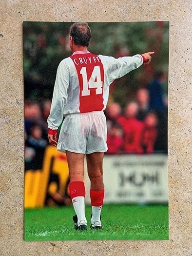Org kleurenfoto 20x30 cm Johan Cruijff geeft aanwijzingen, Verzenden, Nieuw, Ajax, Poster, Plaatje of Sticker