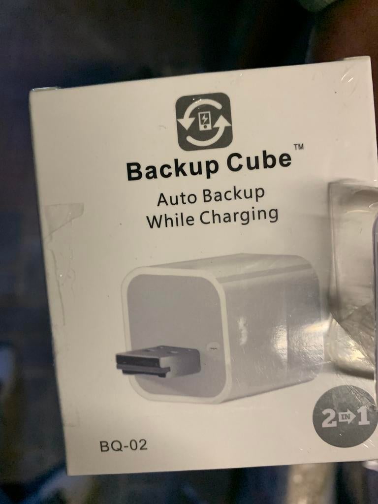 Nieuwe gesealde backup cube met microsd kaart USBC, Ophalen of Verzenden, Nieuw, Overige typen, Apple iPhone