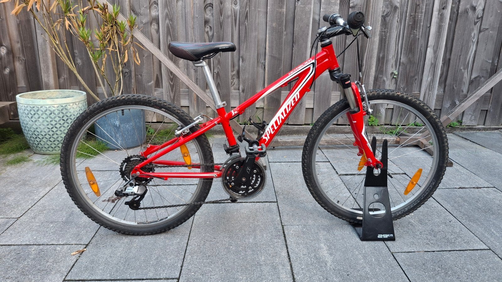 Specialized Hotrock 24" MTB, 20 inch of meer, Gebruikt, Velgrem, Ophalen