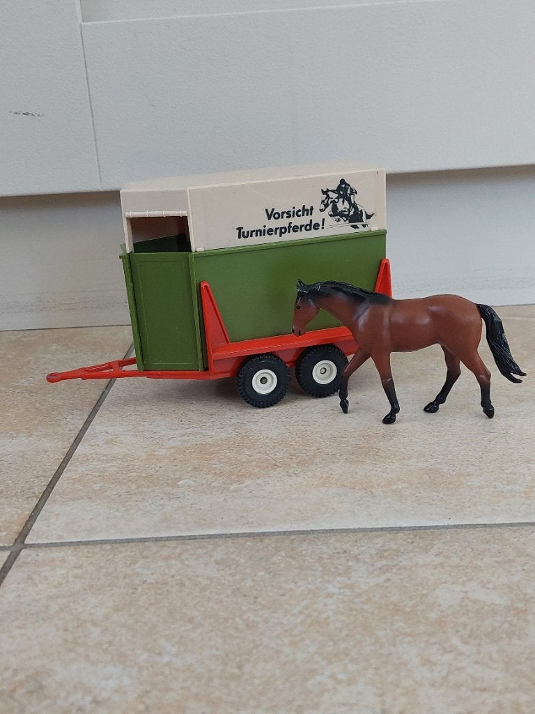 Siku Farmer 2559 Westfalia paardentrailer, Ophalen of Verzenden, Gebruikt
