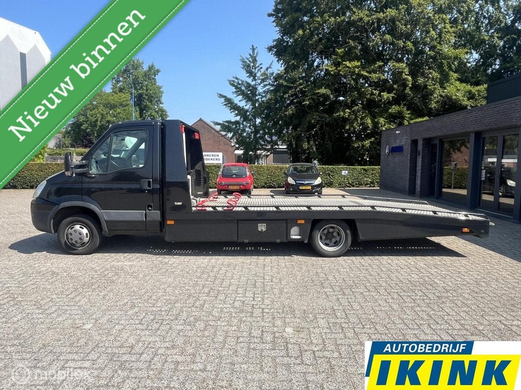 Iveco Daily Oprijwagen 3.0 40C18 410 | Tijhof | Laadvermogen, Auto's, Euro 5, Stof, Gebruikt, Zwart