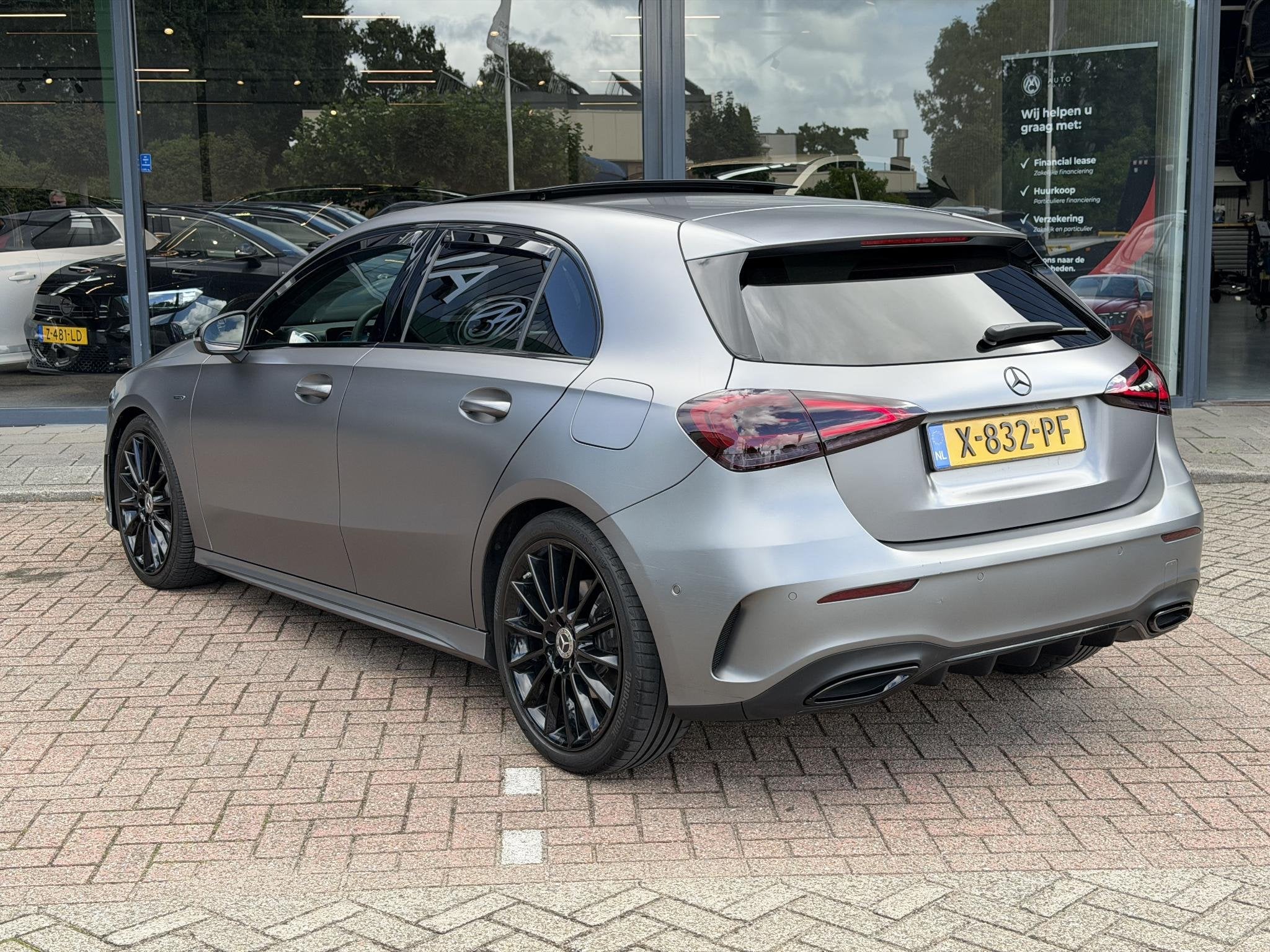 Mercedes-Benz A-klasse 200 Launch Edition Premium Plus AMG |, Stof, Gebruikt, 4 cilinders, 163 pk