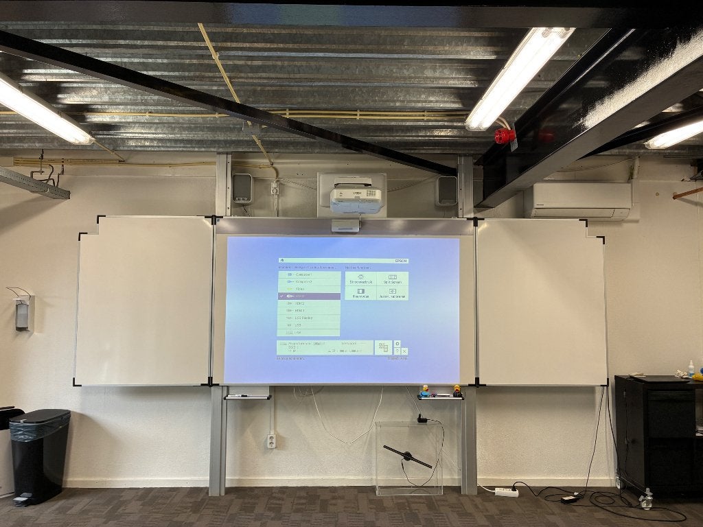 Beamer Epson EB-695W, Ophalen, Zo goed als nieuw, Overige resoluties