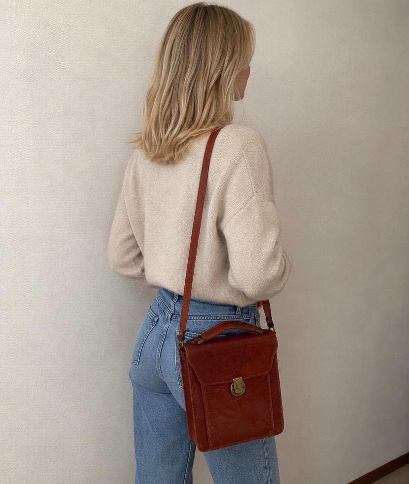 Vintage Italiaans leren tasje – HL | jaren ’70, Ophalen of Verzenden, Gebruikt, Bruin, Schoudertasje