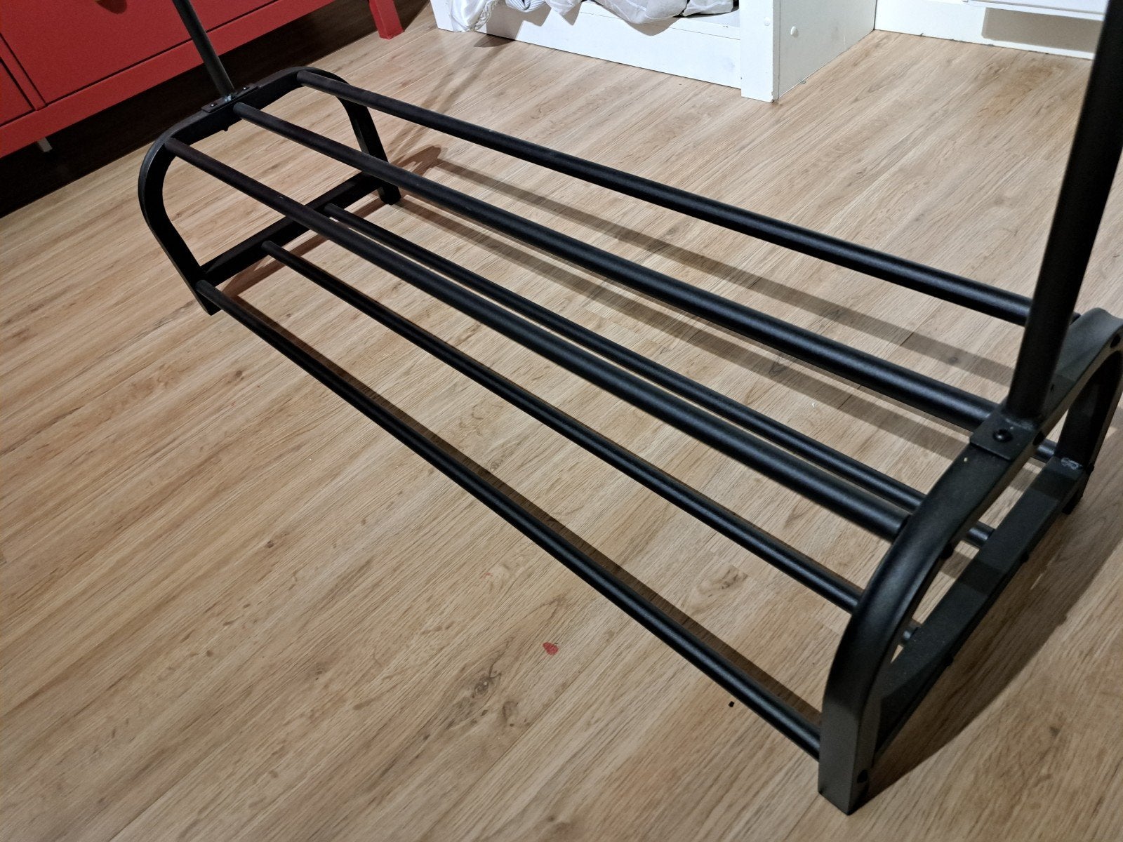 kledingrek, zwarte metalen staande kapstok met schoenenrek, Ophalen, Gebruikt, 100 tot 150 cm, Metaal