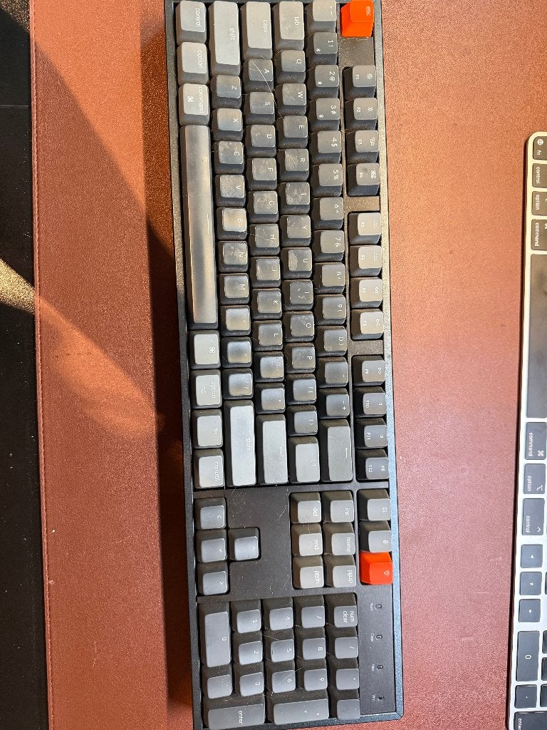 Keychron K10 Alu Red Switch keyboard (wireless), Keychron, Ophalen of Verzenden, Zo goed als nieuw, Draadloos