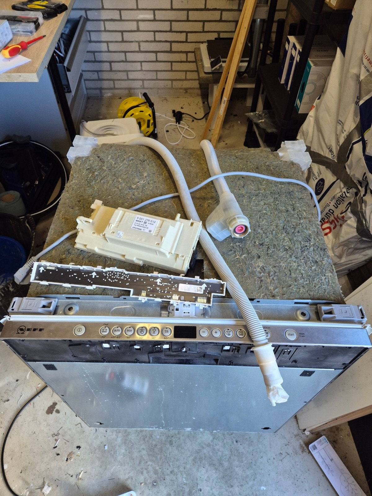 Neff S523Q60X2E vaatwasser - defect voor onderdelen, Witgoed en Apparatuur, Vaatwasmachines, Ophalen, Minder dan 85 cm, Inbouw