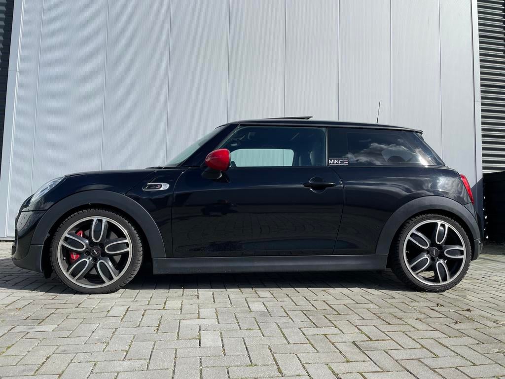 Mini 2.0 Cooper S 2016 chili serieus business midnight black, Auto's, Mini, 1998 cc, Zwart, 4 stoelen, Handgeschakeld
