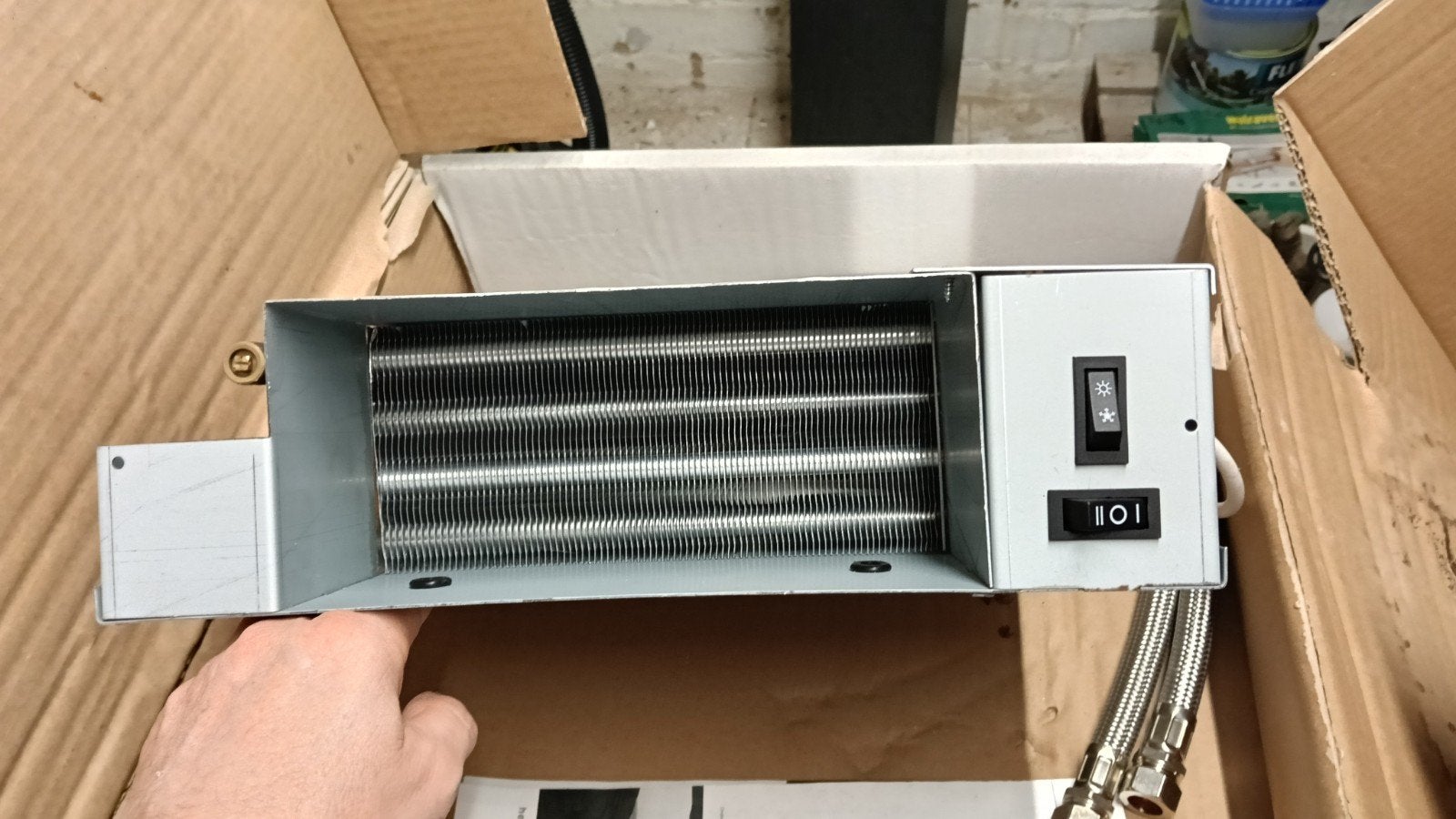 2 Plintradiators, Myson kickspace, Ophalen, Zo goed als nieuw, Bedraad