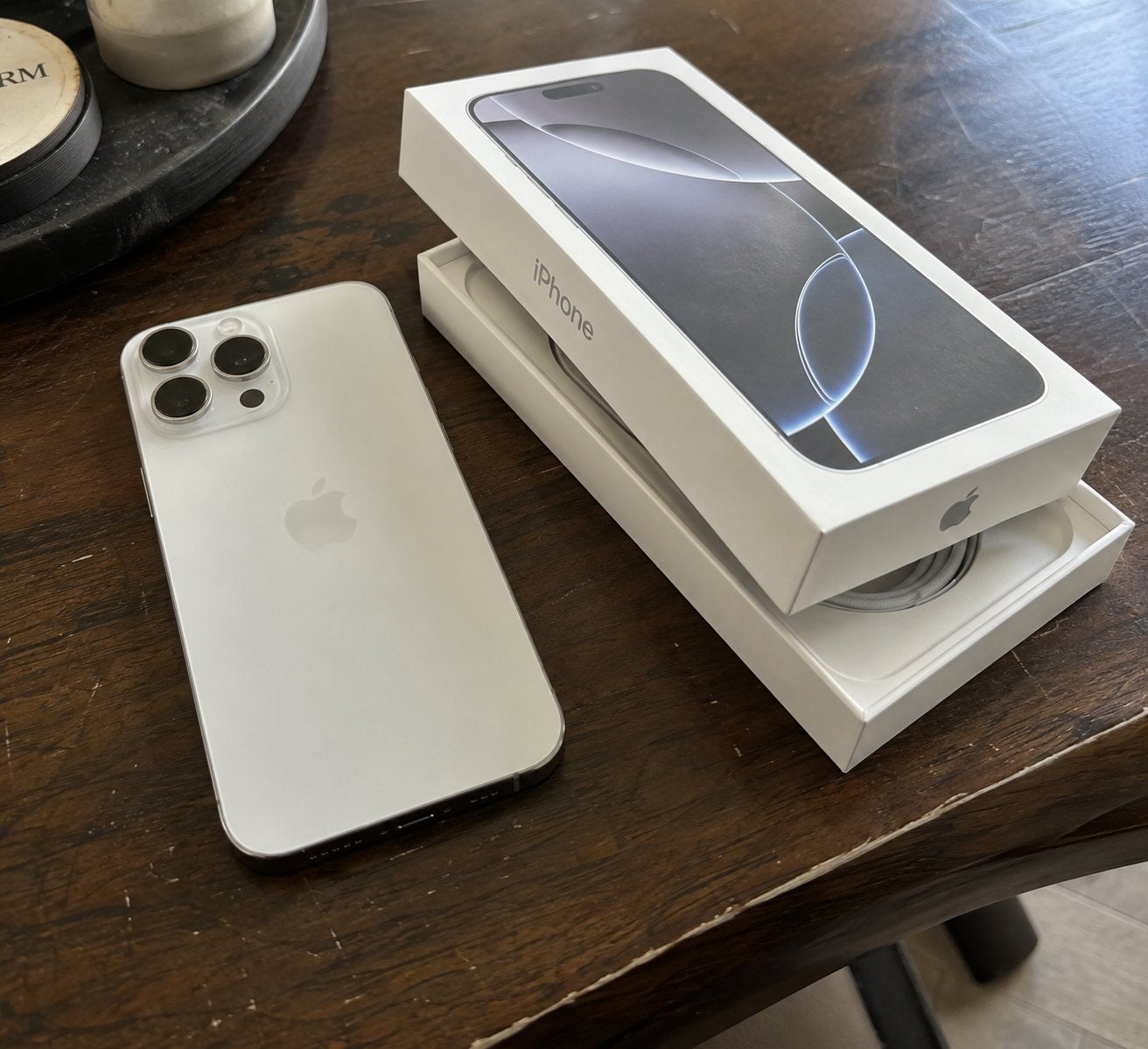 Iphone 16 pro max - wit, Telecommunicatie, Ophalen of Verzenden, Zo goed als nieuw, Wit, 256 GB