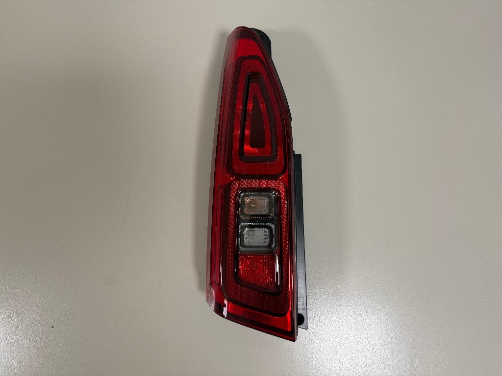 Achterlicht Links Opel Combo Life 9819427380 9819649280, Ophalen of Verzenden, Gebruikt, Opel