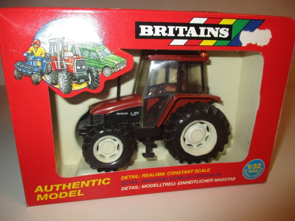 Britains New Holland L85, Hobby en Vrije tijd, Ophalen of Verzenden, Zo goed als nieuw, Tractor of Landbouw, Britains