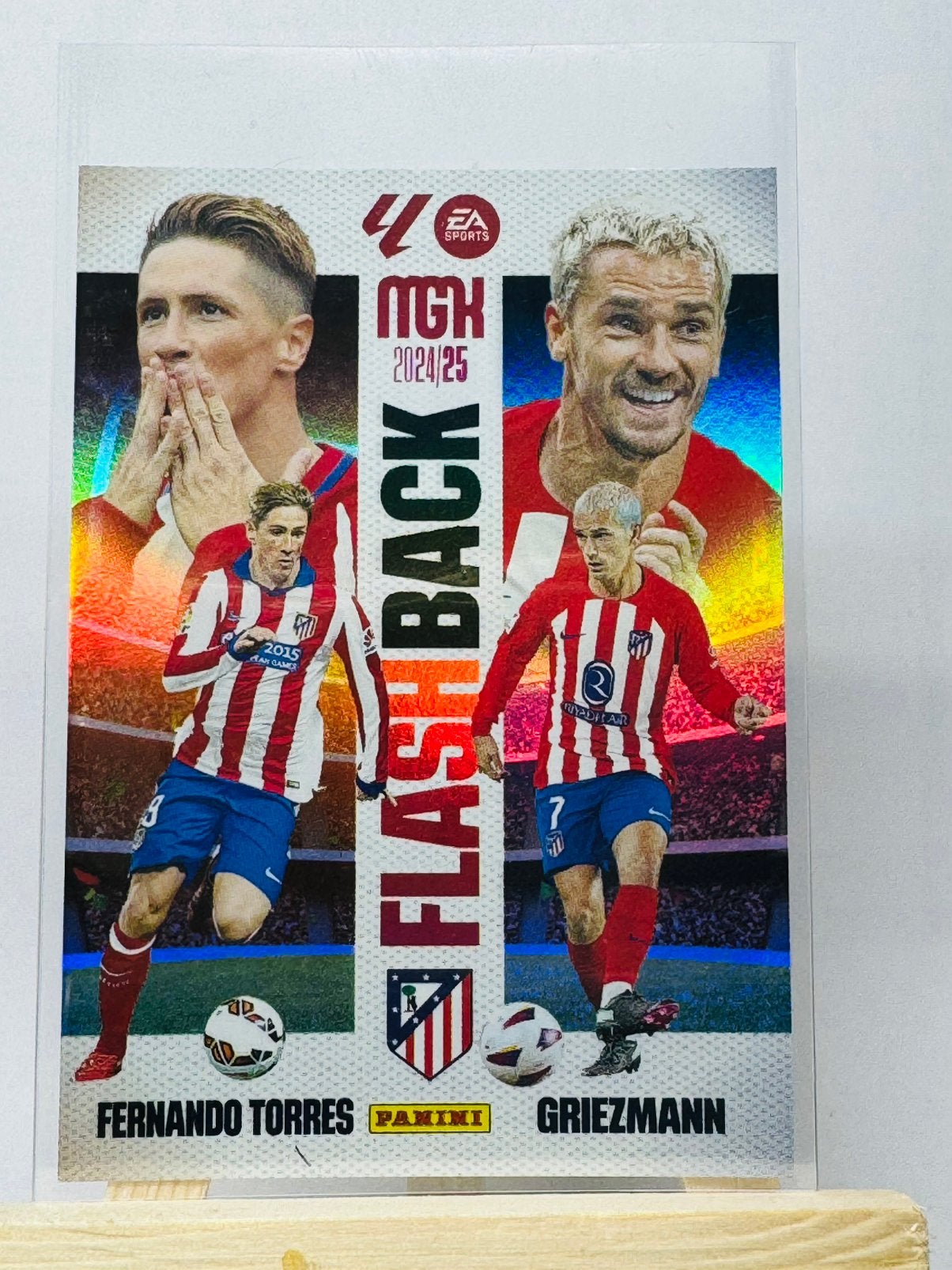 Panini Fernando Torres & Griezmann MGK 2024-25 Flashback, Ophalen of Verzenden, Zo goed als nieuw, Plaatje