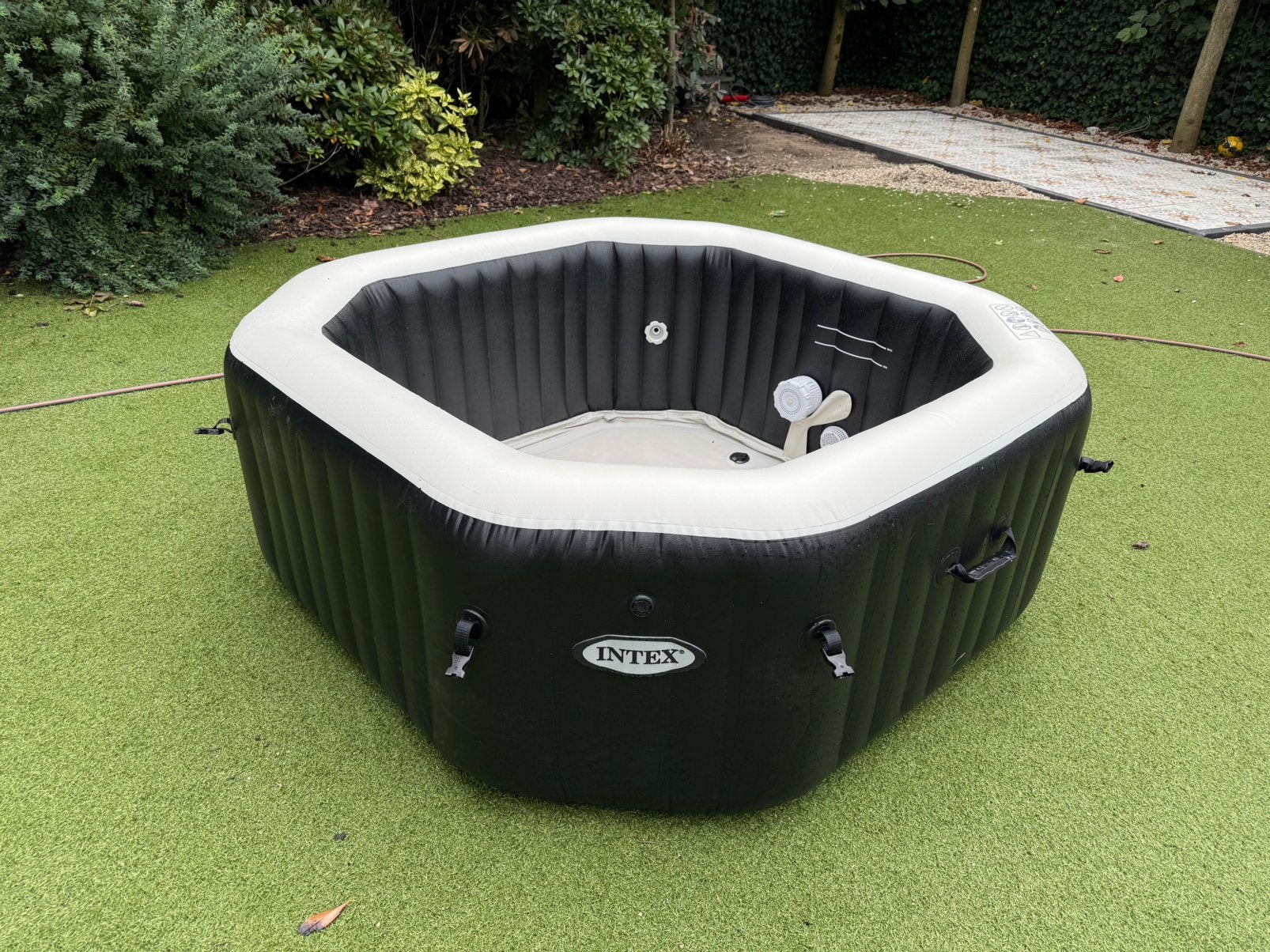 Jacuzzi, Ophalen, Gebruikt, Afdekzeil, Opblaasbaar