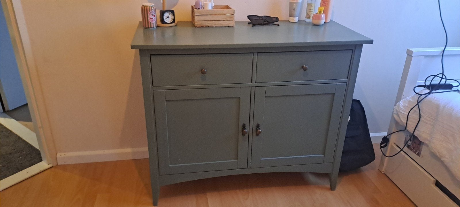 groen grenen kastje, Huis en Inrichting, Ophalen, Gebruikt, 25 tot 50 cm, 50 tot 100 cm