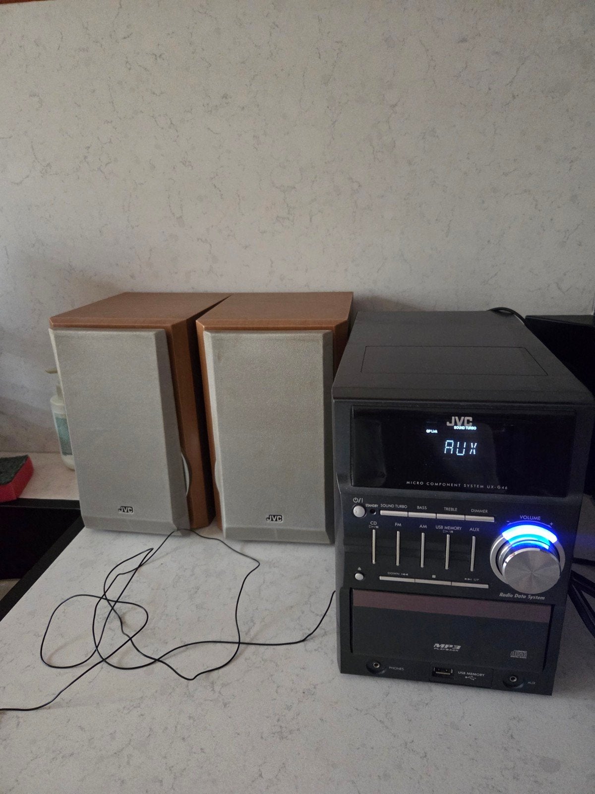 JVC CA-UXG46 stereo + 2x JVC SP-UXP55 speakers, Ophalen of Verzenden, Gebruikt, Speakers, JVC