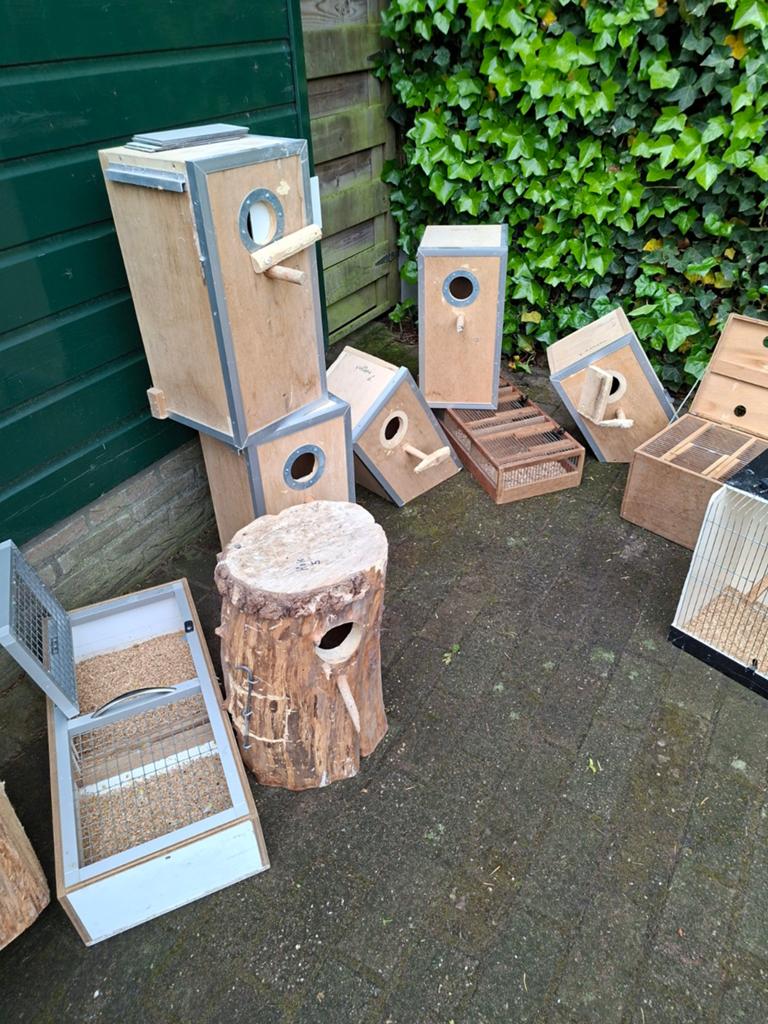 Broedblokken,camera's van alles wat voor de vogel liefhebber, Ophalen of Verzenden, Hout, Broedkooi of Kweekkooi
