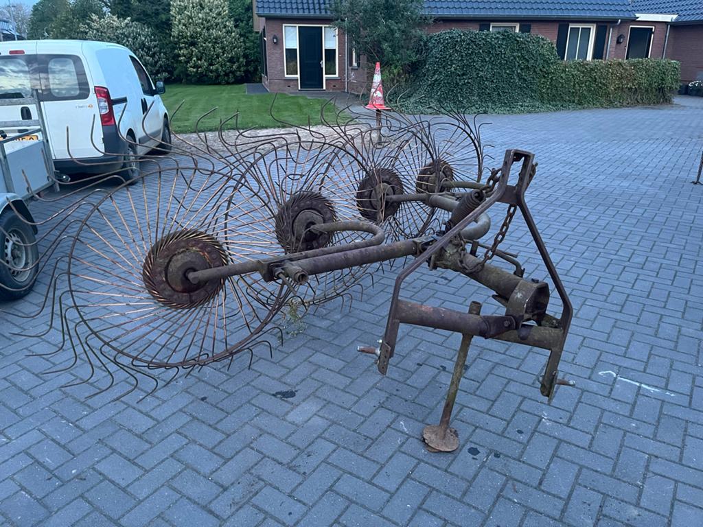 Hooihark Acrobaat - Perfect voor het hooien, Ophalen, Gebruikt