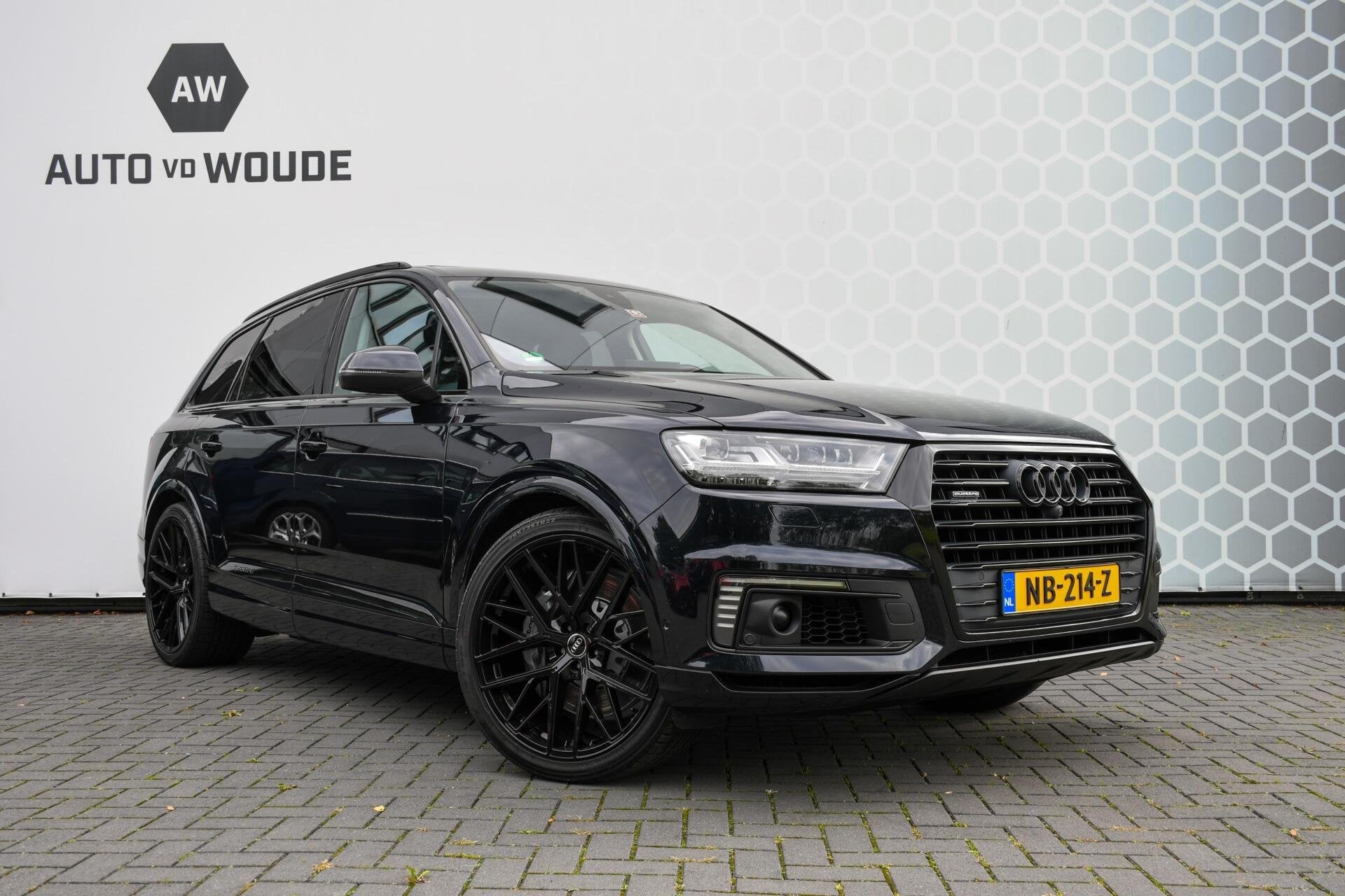 Audi Q7 3.0 TDI e-tron quattro Sport 360 camera Trekhaak NAP, Auto's, Automaat, Verwarmde buitenspiegels, Gebruikt, Blauw
