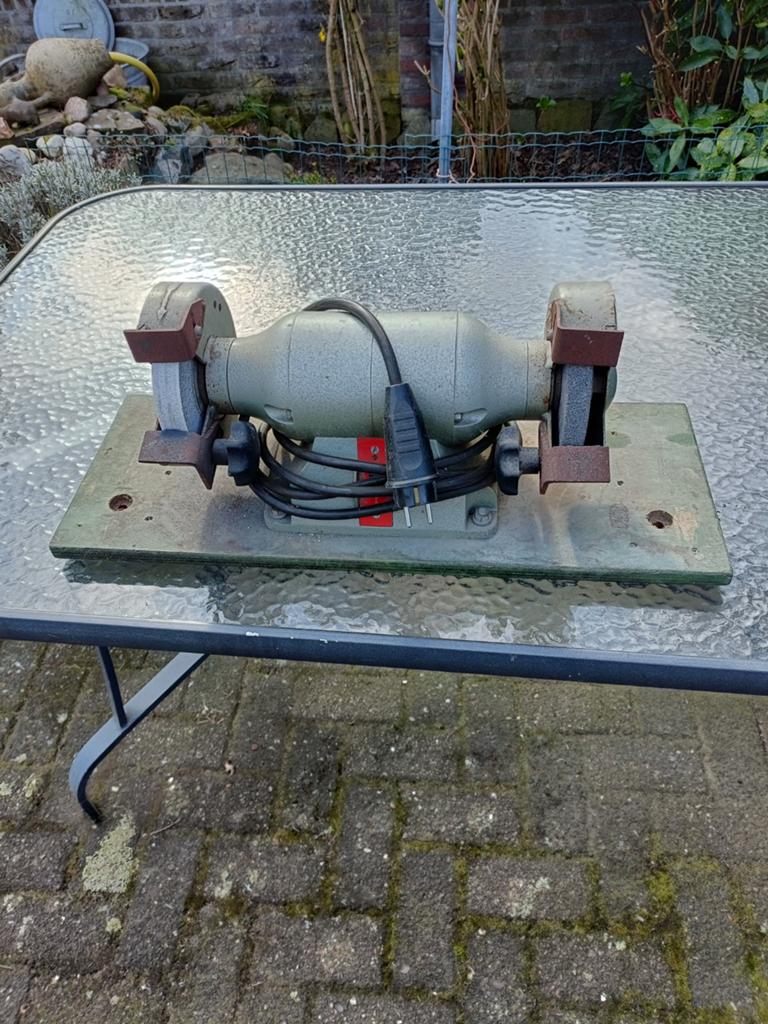 Slijpsteen., Ophalen, Zo goed als nieuw, Minder dan 600 watt, Lintzaag