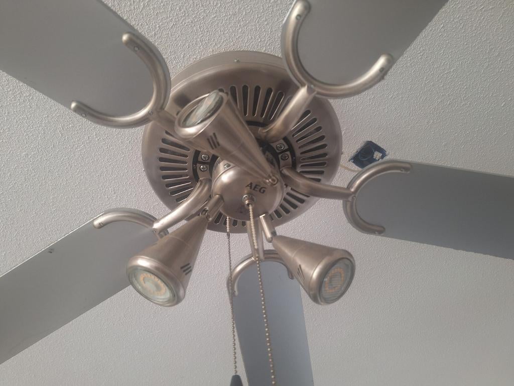 Mooie grote AEG plafondventilator, Witgoed en Apparatuur, Ventilatoren, Ophalen, Zo goed als nieuw, Plafondventilator